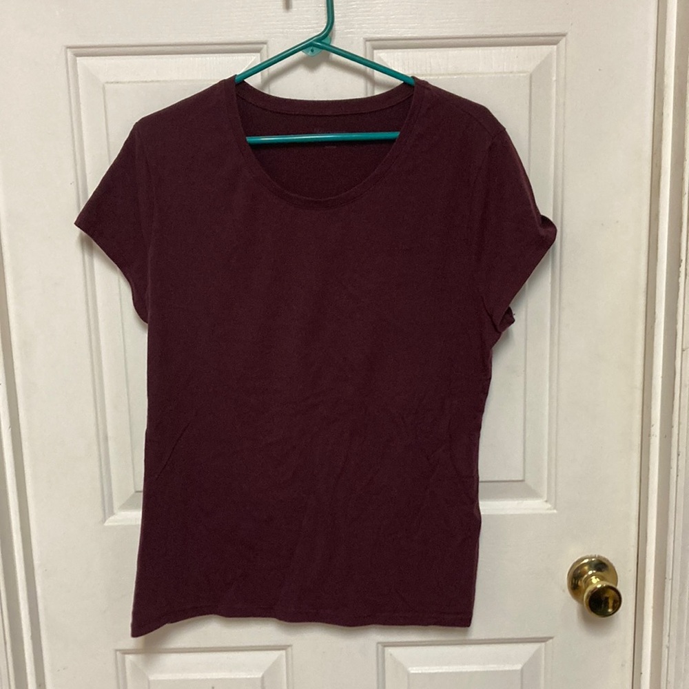 3/$20 bundle and save …
Elegant Maroon Short Sleeve Tee